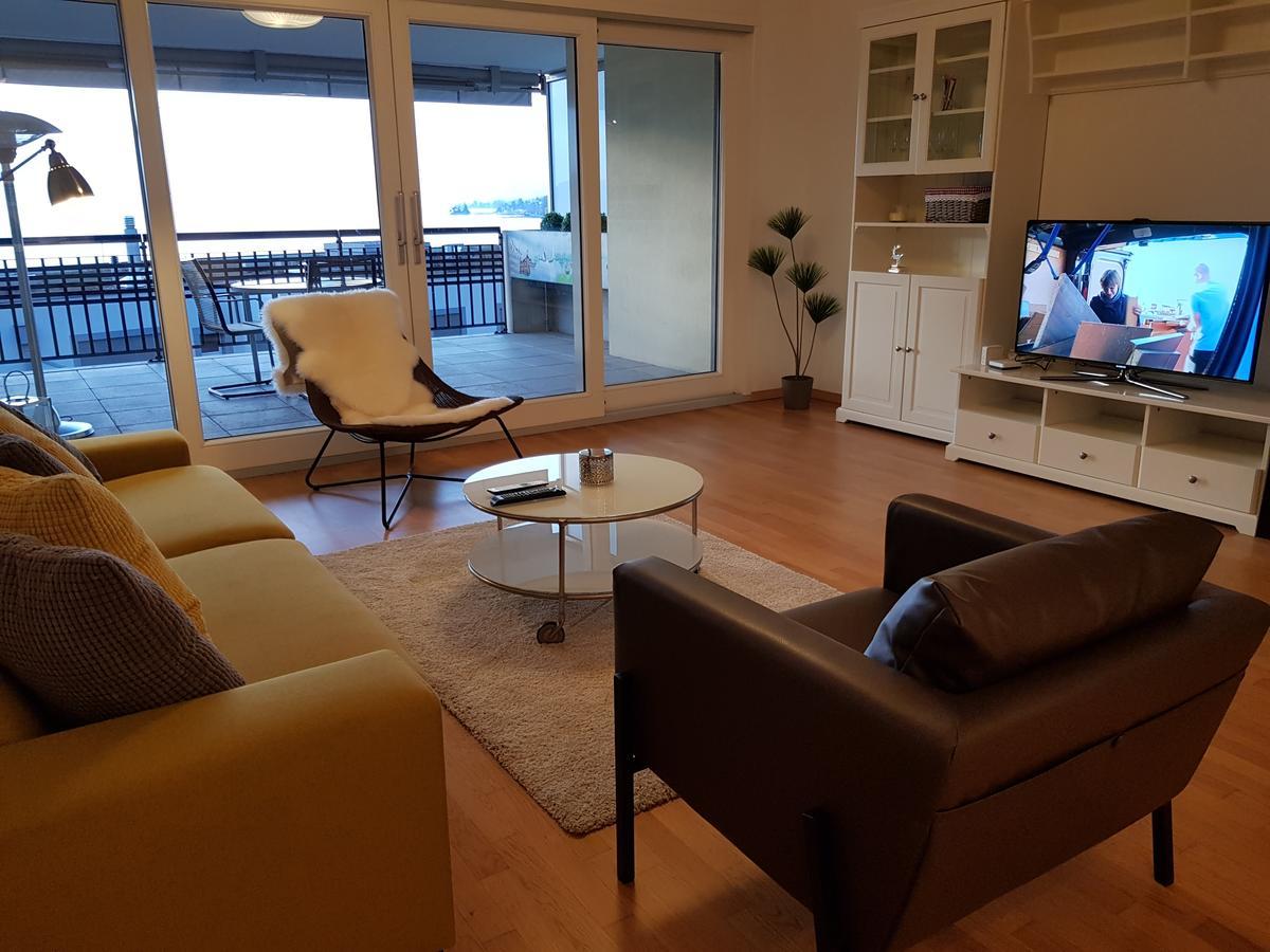 Montreux Lake View Apartments City Centre Exterior photo